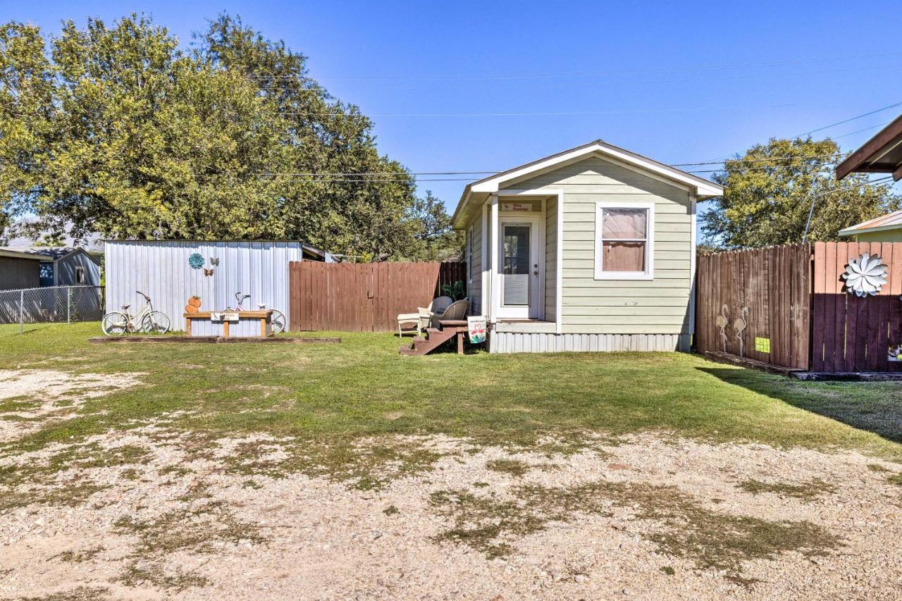 Flirty Flamingo Studio 1 Mi To Canyon Lake Exterior foto