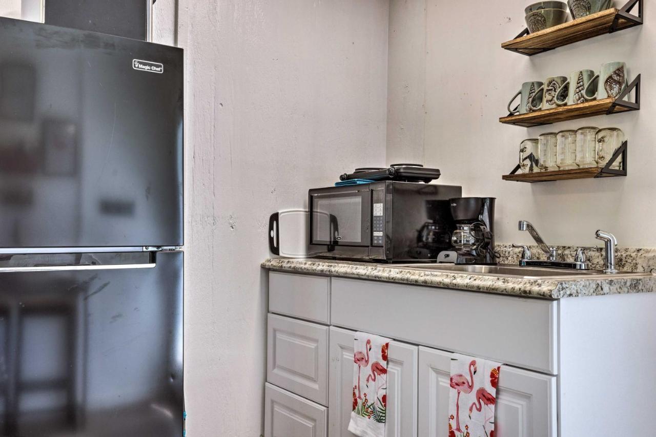 Flirty Flamingo Studio 1 Mi To Canyon Lake Exterior foto